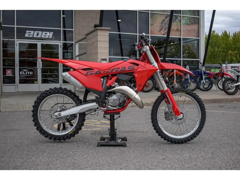 2025 GASGAS MC 125 thumbnail 5