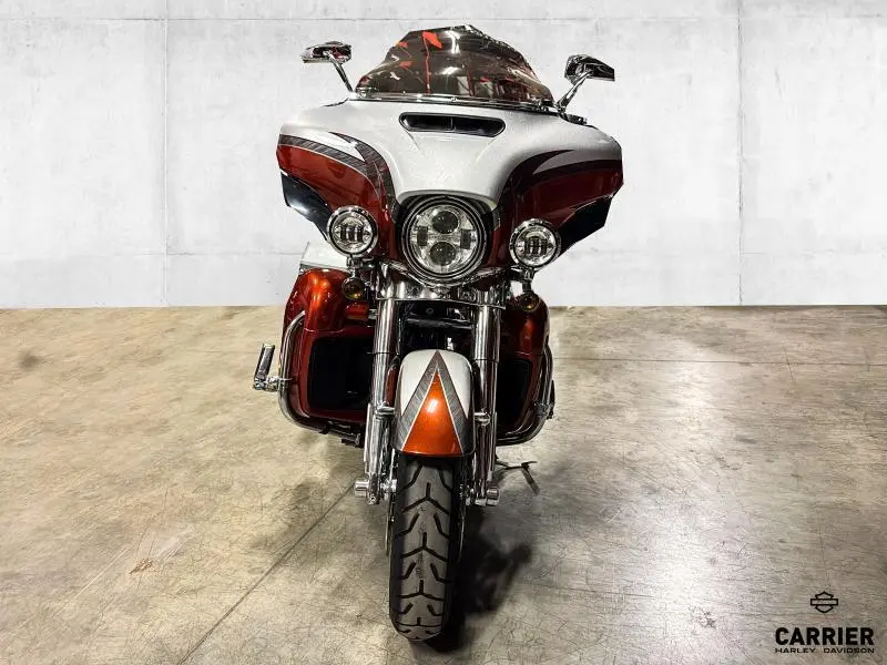 2014 Harley-Davidson Moto Harley-Davidson CVO LIMITED 2014