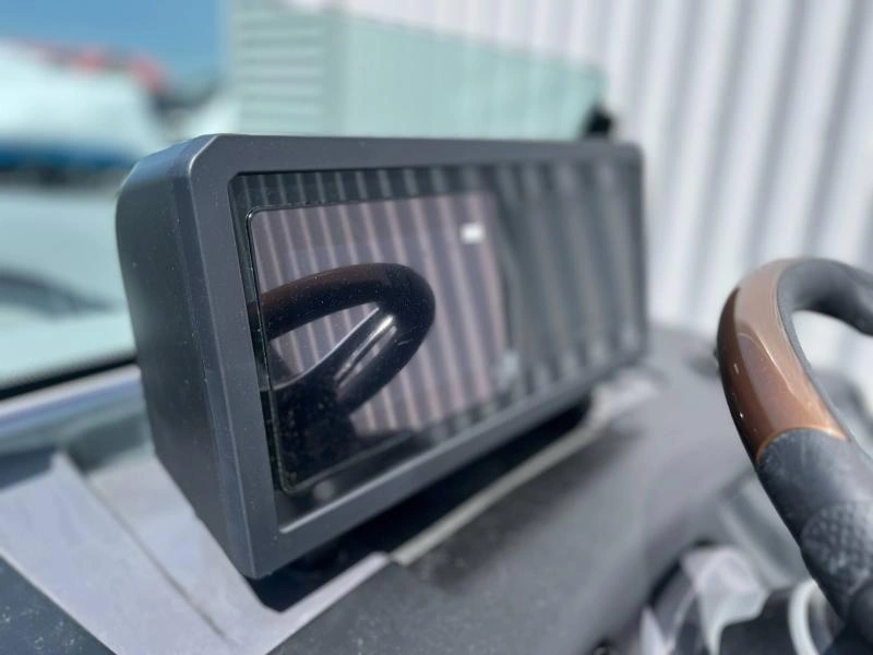 Bennington Marine M22 Swingback Luxe 3t 2025 alt