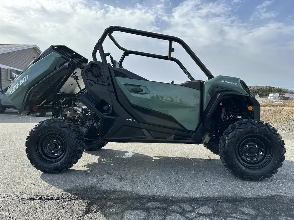 2025 Can-am Commander Dps 700 alt