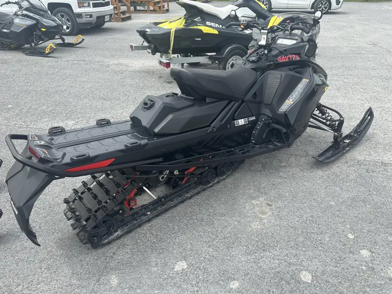 2022 Ski-Doo Renegade X 600R Etec