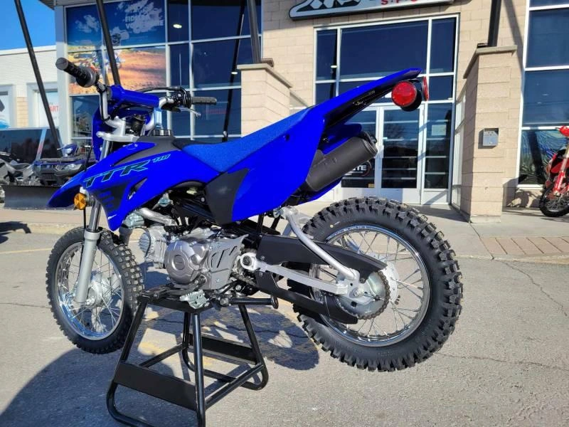 2025 Yamaha Tt-r 110 alt