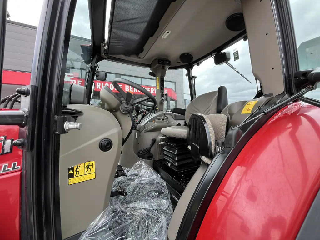 Case IH Farmall 90C 2018