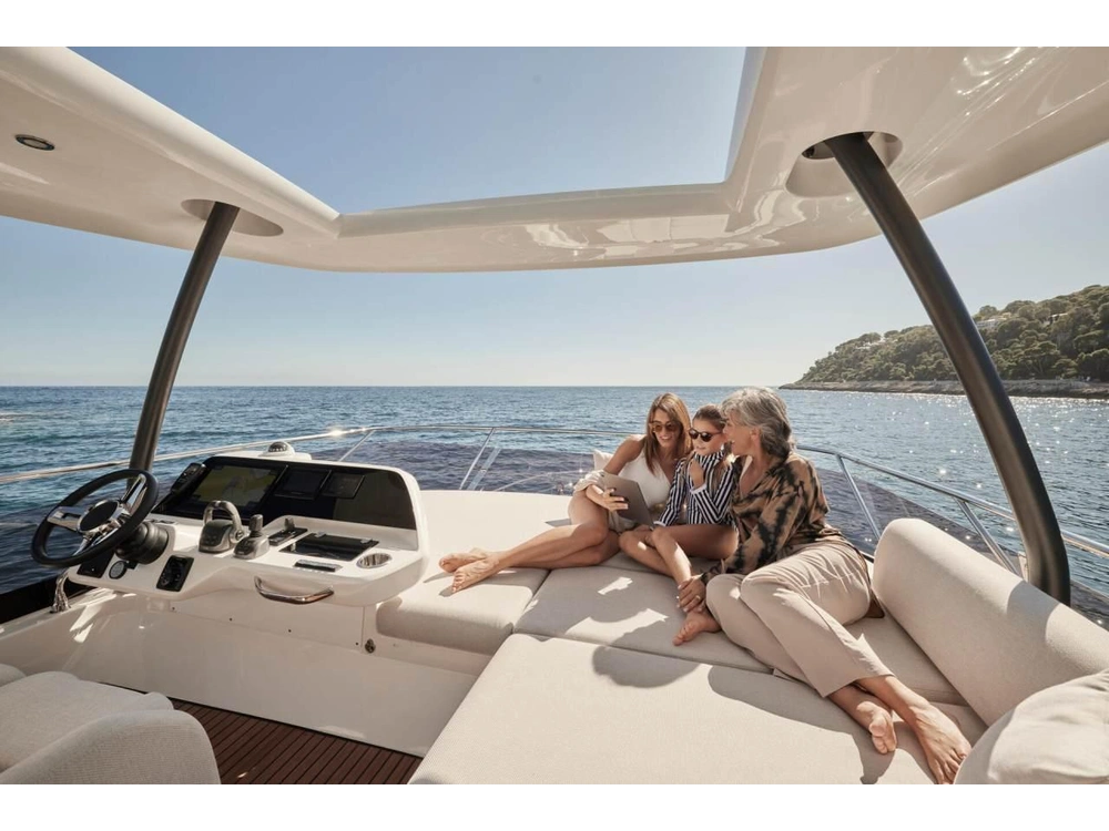 Prestige Yachts F5.7 2026 alt