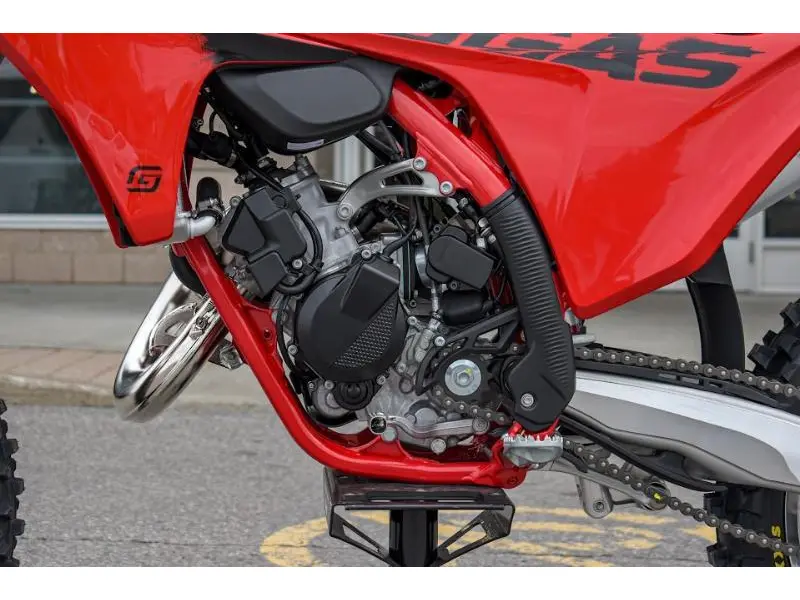 2025 GASGAS MC 125 thumbnail 13
