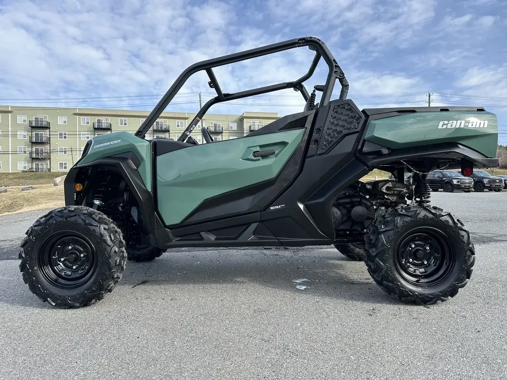 2025 Can-am Commander Dps 700 alt