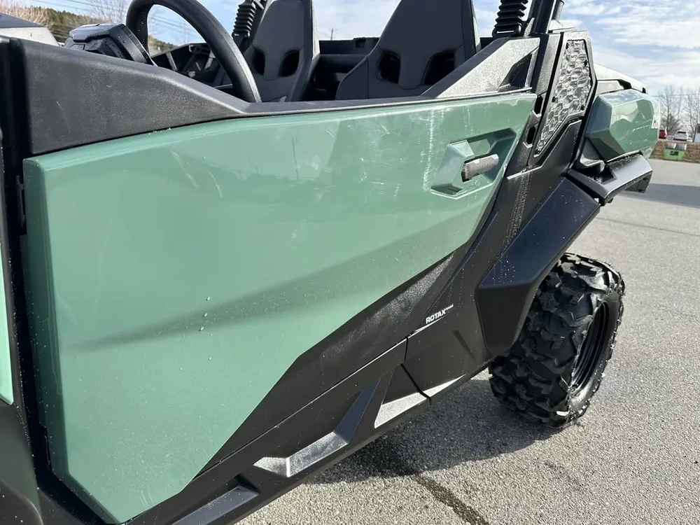 2025 Can-am Commander Dps 700 alt