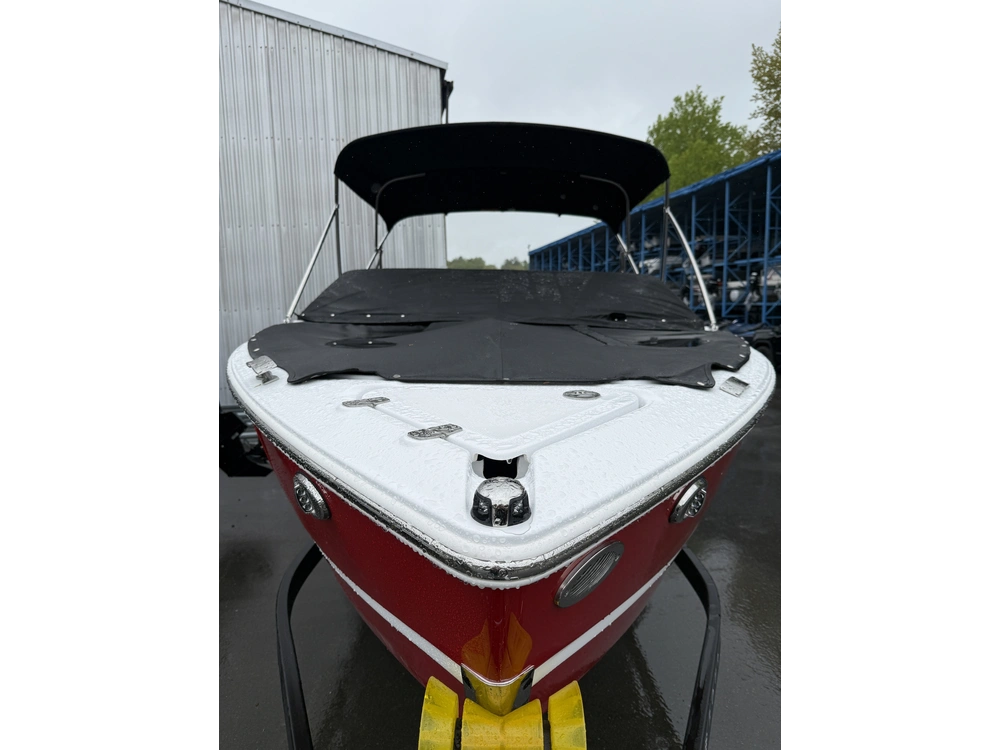 2025 Four Winns H2 Mercruiser 6.2l alt
