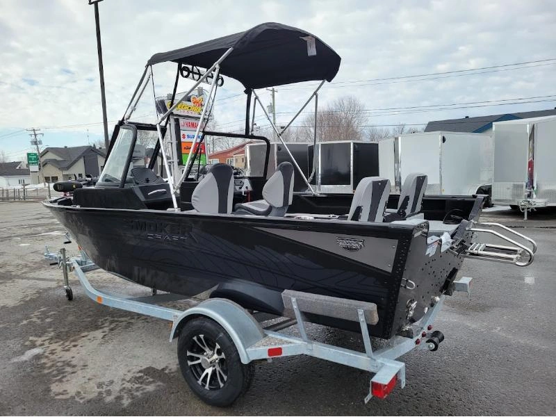 2025 Smoker-craft Excursion 166 Dc alt