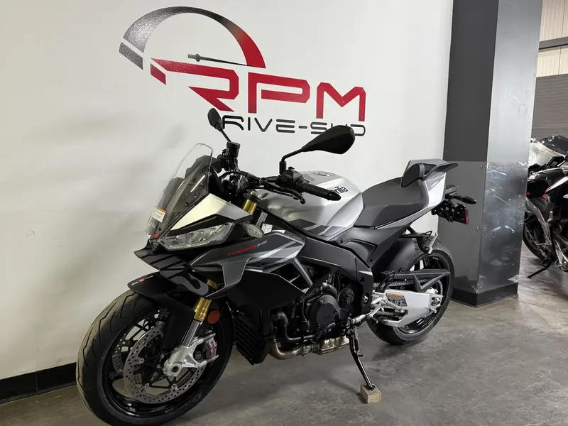 2026 APRILIA TUONO V4 1100