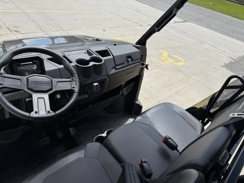 2025 Polaris RANGER CREW 1000 Premium