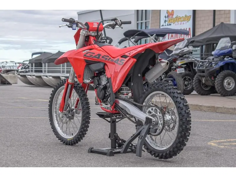 2025 GASGAS MC 125 thumbnail 7