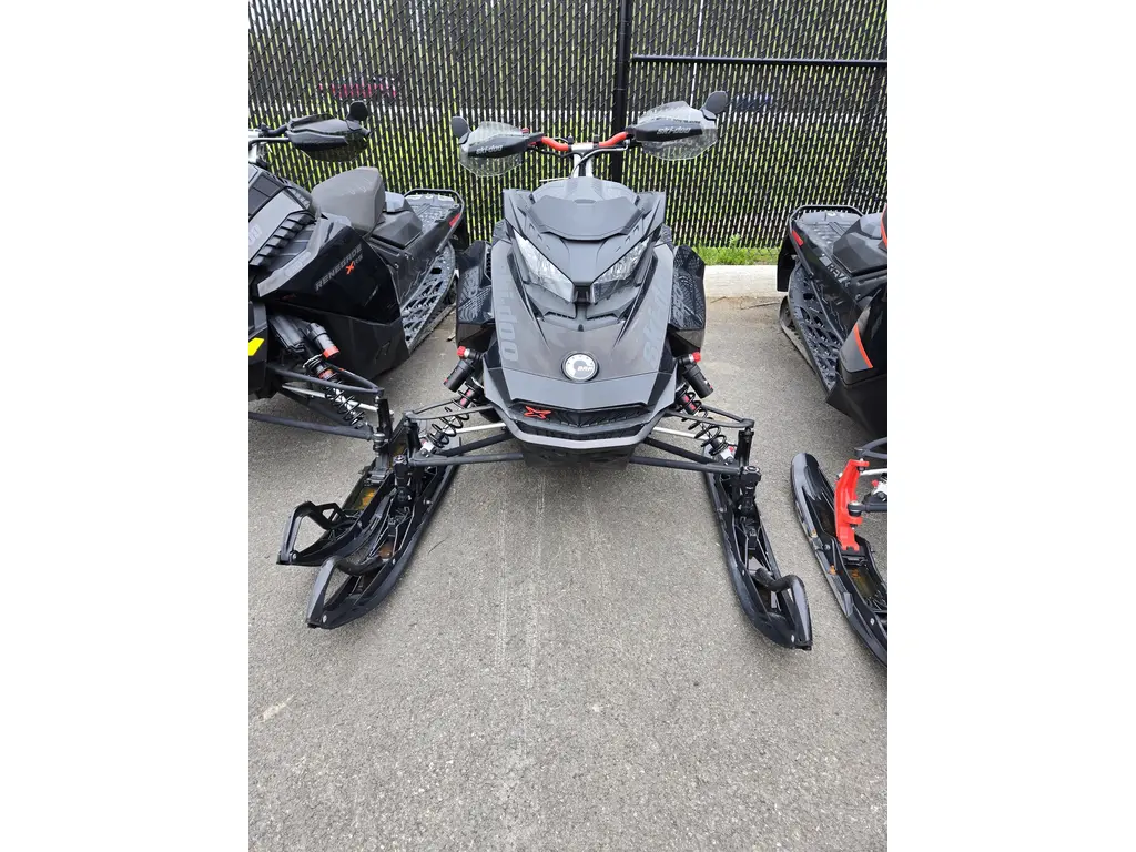 2020 Ski-Doo RENEGADE XRS 850 ETEC