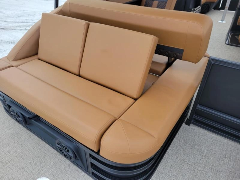 Bennington Marine M22 Swingback 3t Sps 2025 alt