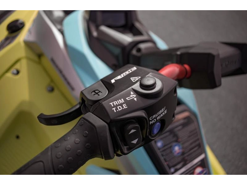 Yamaha Jet Blaster Pro 3 Places 2025 alt