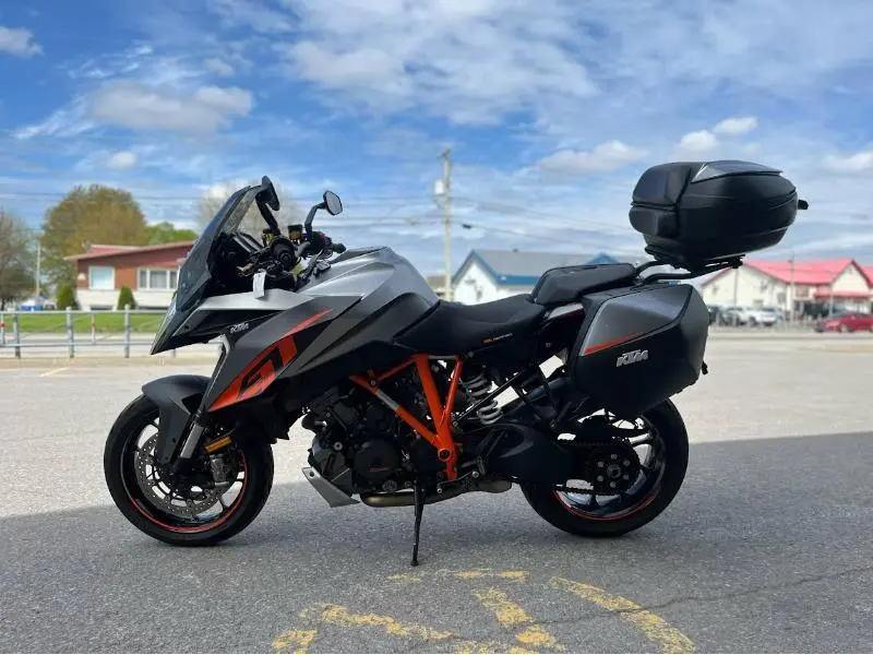 2016 KTM 1290 SUPERDUKE