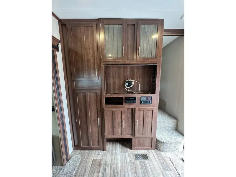 2018 KEYSTONE CROSSROADS VOLANTE 270BH **EN SUPERBE CONDITION!!**