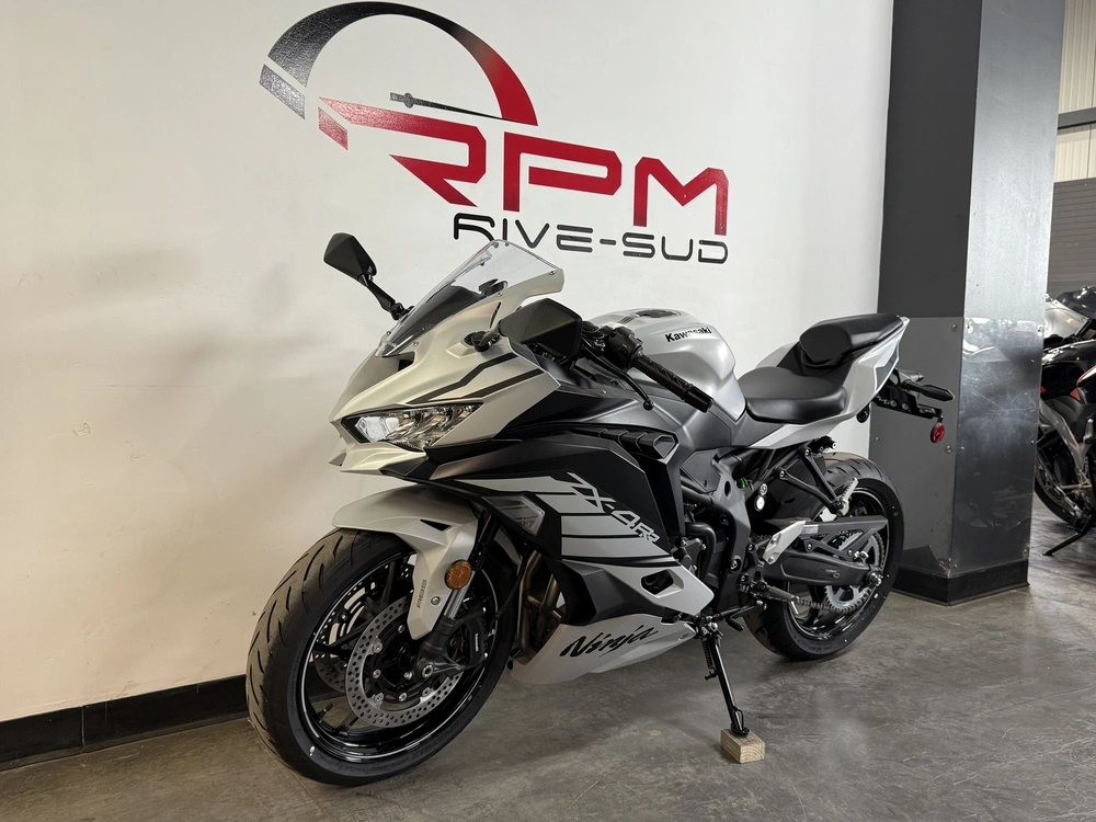 2025 Kawasaki Zx-4rr *6.29% Jusqu'à 84 Mois alt