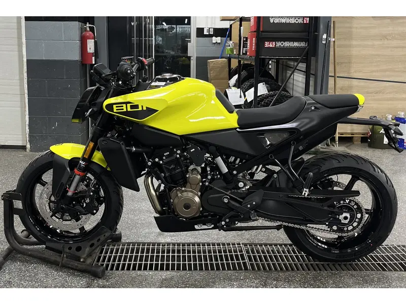 2025 Husqvarna VITPILEN 801