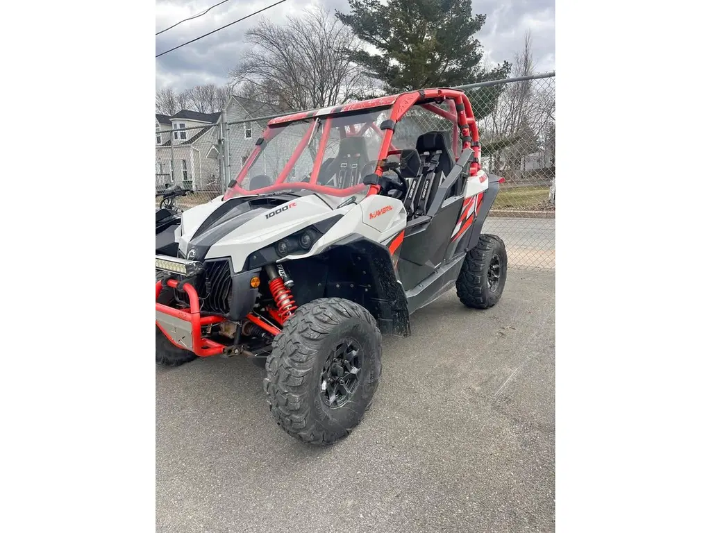 2016 Can-Am Maverick Sport XXC 1000R