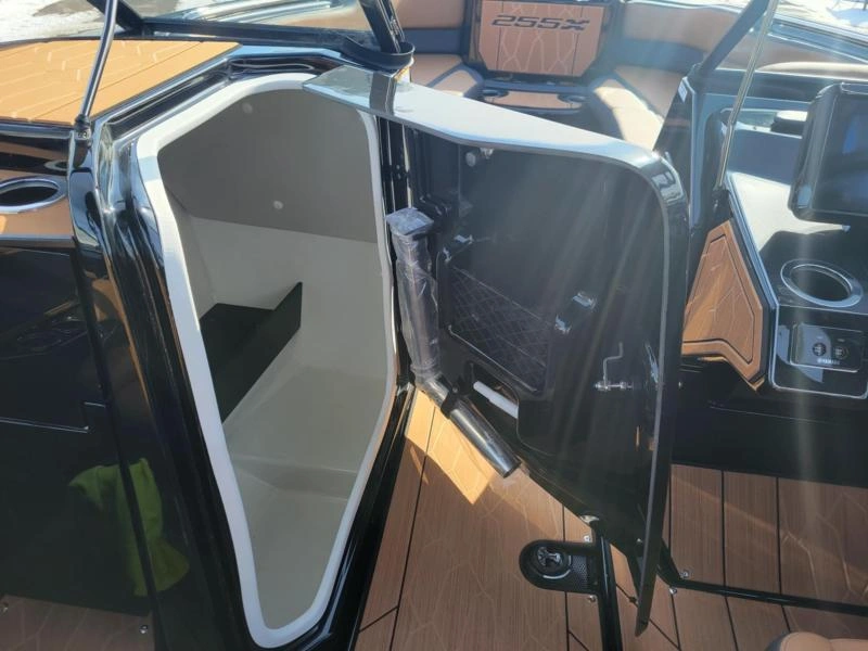 Yamaha 255xd 2025 alt