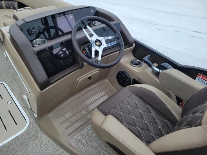 2025 Bennington Marine Lxs24 Fastback Arche 3t Sps+ alt