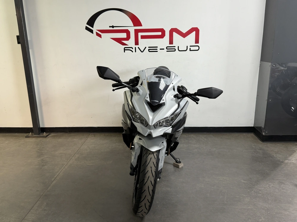 2025 Kawasaki Zx-4rr *6.29% Jusqu'à 84 Mois alt