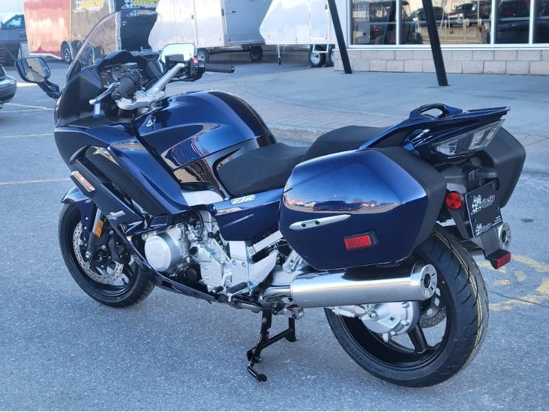 2025 Yamaha Fjr1300 alt