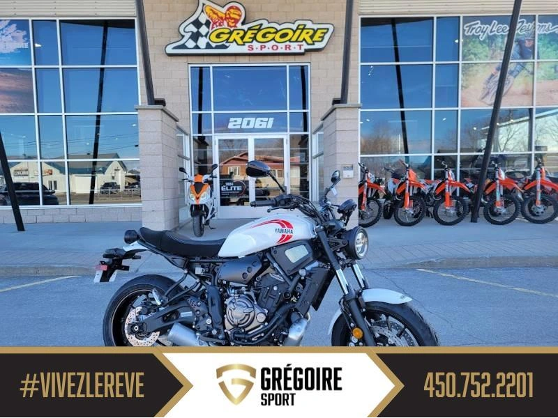 2025 Yamaha Xsr700 alt