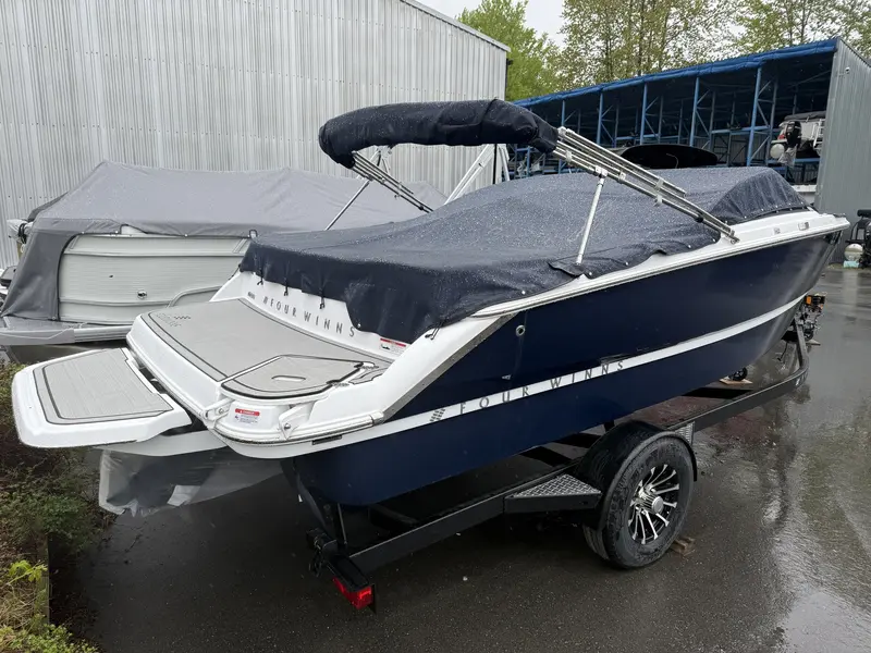 Four Winns H1 MERCRUISER 4.5L 2025