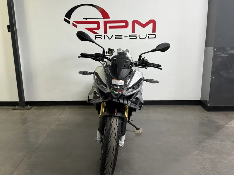 2026 APRILIA TUONO V4 1100