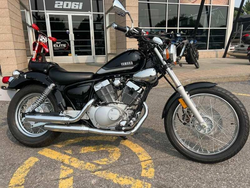 2023 Yamaha V-star 250 alt