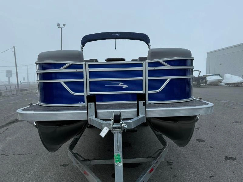 Bennington Marine S20 Swingback 2t 2024 alt