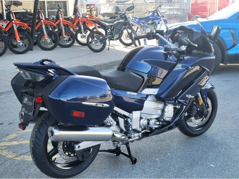 2025 Yamaha Fjr1300 alt