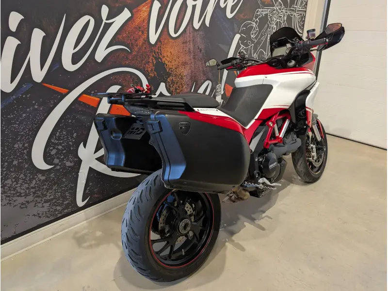 2014 Ducati Multistrada 1200 S Touring