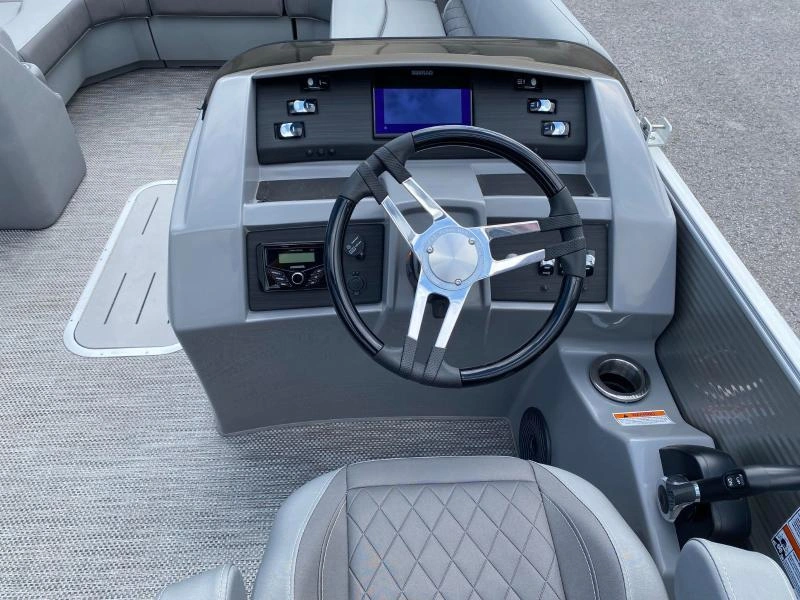 Bennington Marine L23 Swingback 3t Sps+ 2023 alt