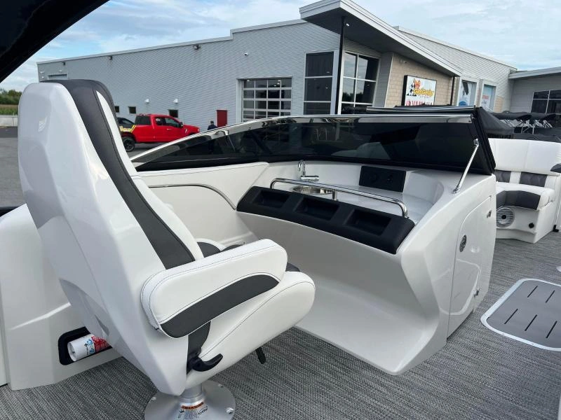 2024 Bennington Marine Qx25 Swingback Arche alt
