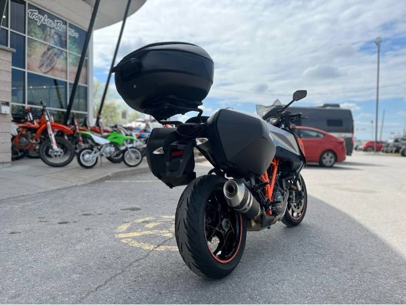 Ktm 1290 Superduke Gt 2016 alt