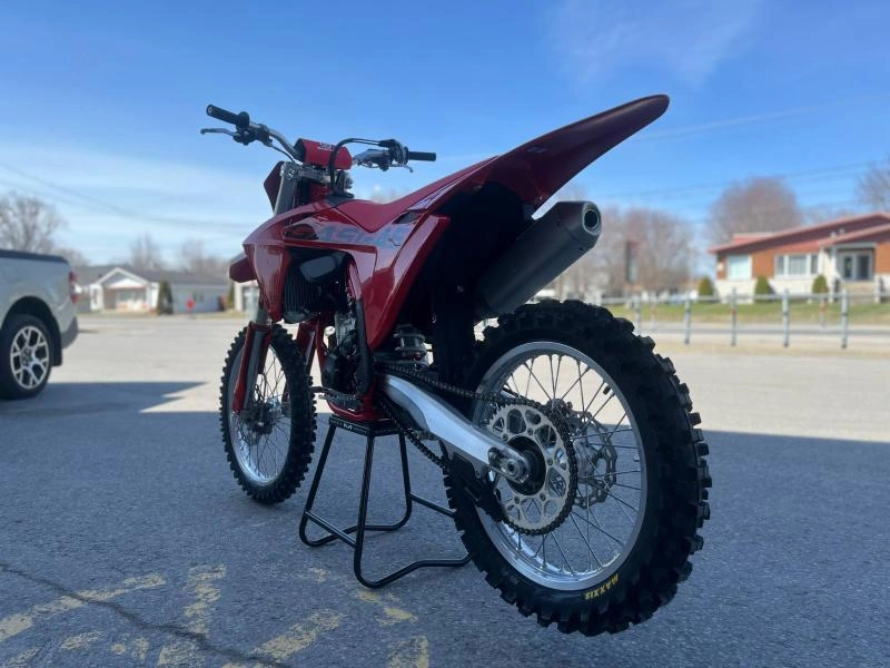 Gas Gas Mc 250f 2025 alt