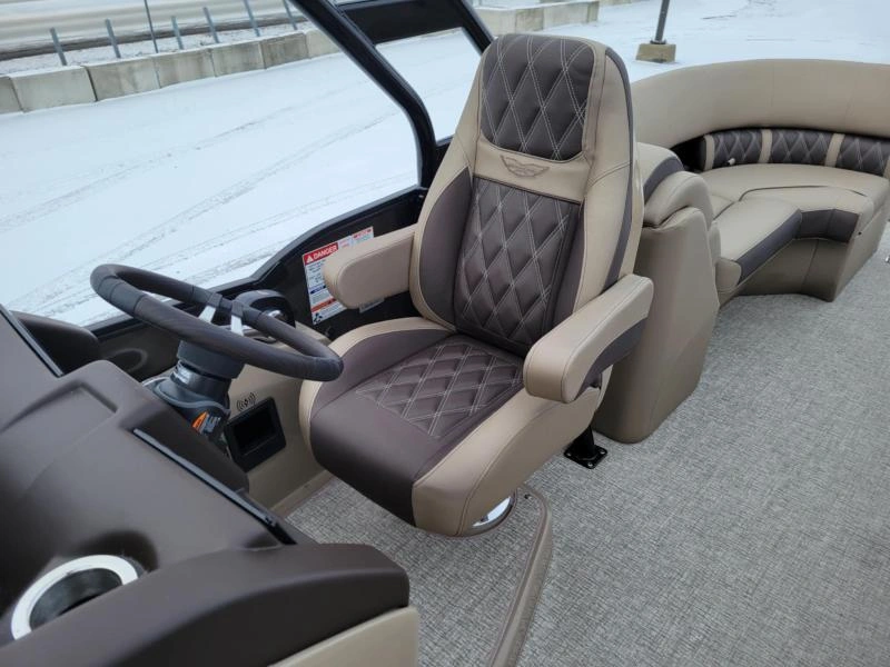 2025 Bennington Marine Lxs24 Fastback Arche 3t Sps+ alt