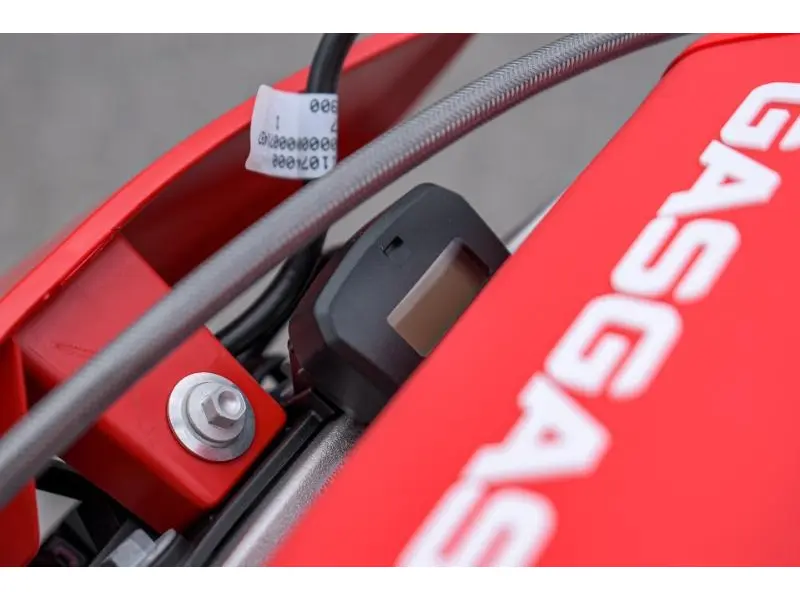 2025 GASGAS MC 125 thumbnail 11