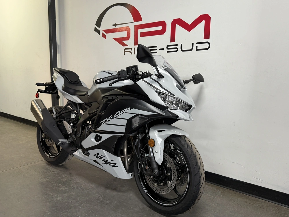 2025 Kawasaki Zx-4rr *6.29% Jusqu'à 84 Mois alt