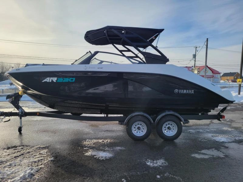 Yamaha Ar220 2025 alt