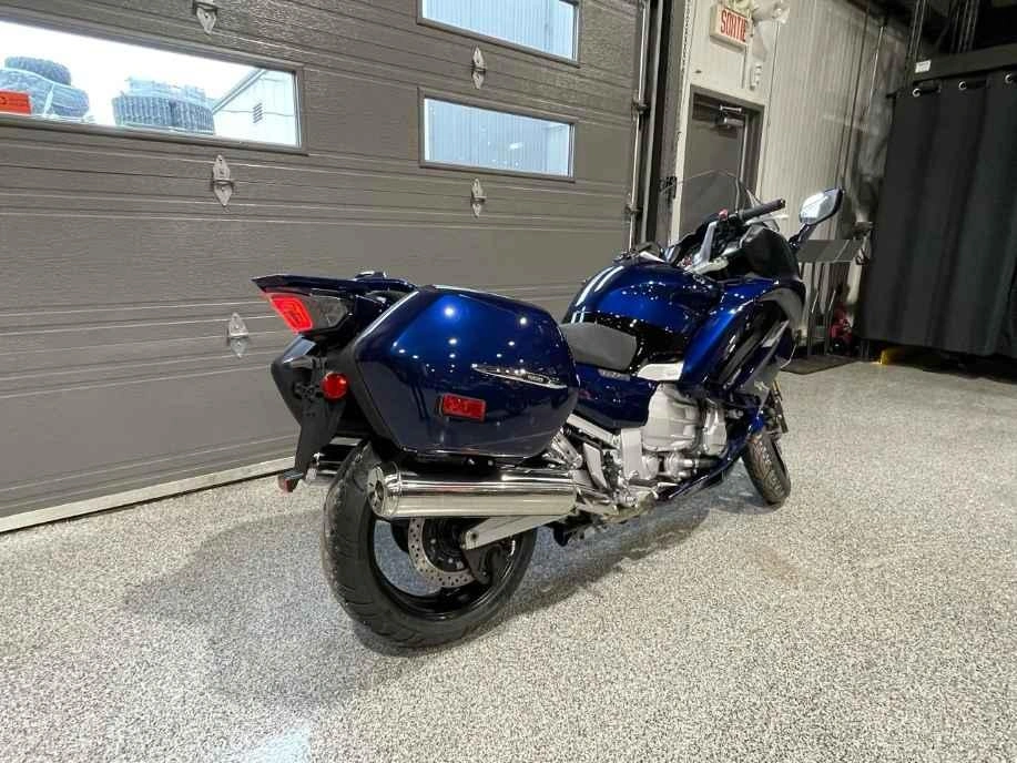 2025 Yamaha Fjr1300 alt