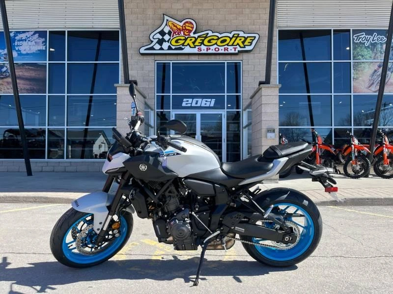 Yamaha Mt-07 2025 alt