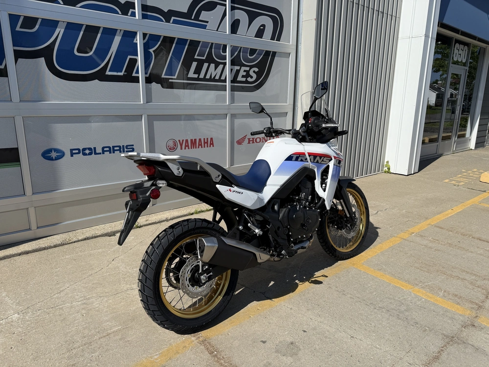 2025 Honda Transalp alt