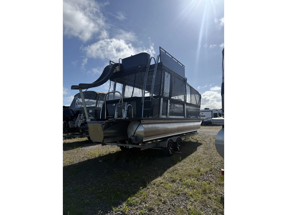 2023 Legend V-series Aqua Tower Sport Pro W/ Full Enclosure, 115 Exlpt 4s Merc
