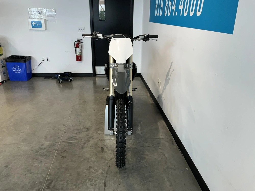 Stark Future Mx 2024 alt