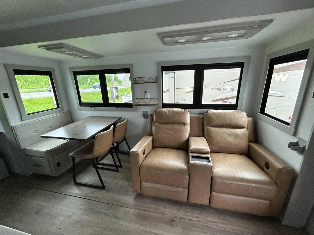 Brinkley Rv Z-air 285 2024 alt