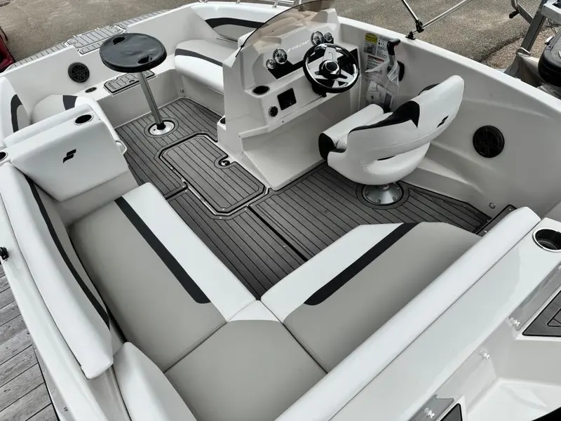 Starcraft SVX 171 OB 2023